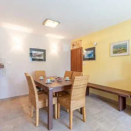 Bistrica Bay - Charme Homes